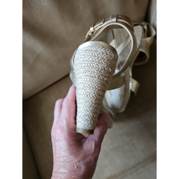 Michael Kors Gold Leather Wedge Heel Sandals Ankle Strap Women's Shoes Size 10 - Picture 8 of 10